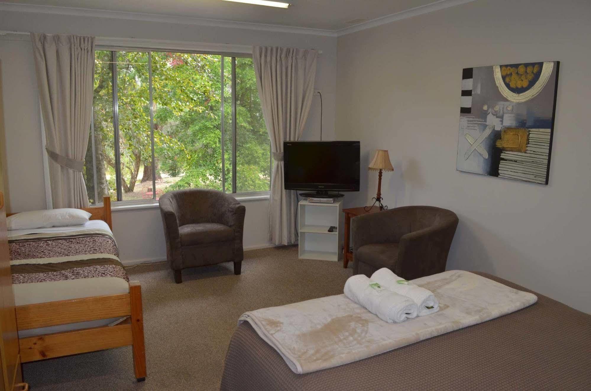 بوريبونكاه Alpine Riverside Cottages المظهر الخارجي الصورة
