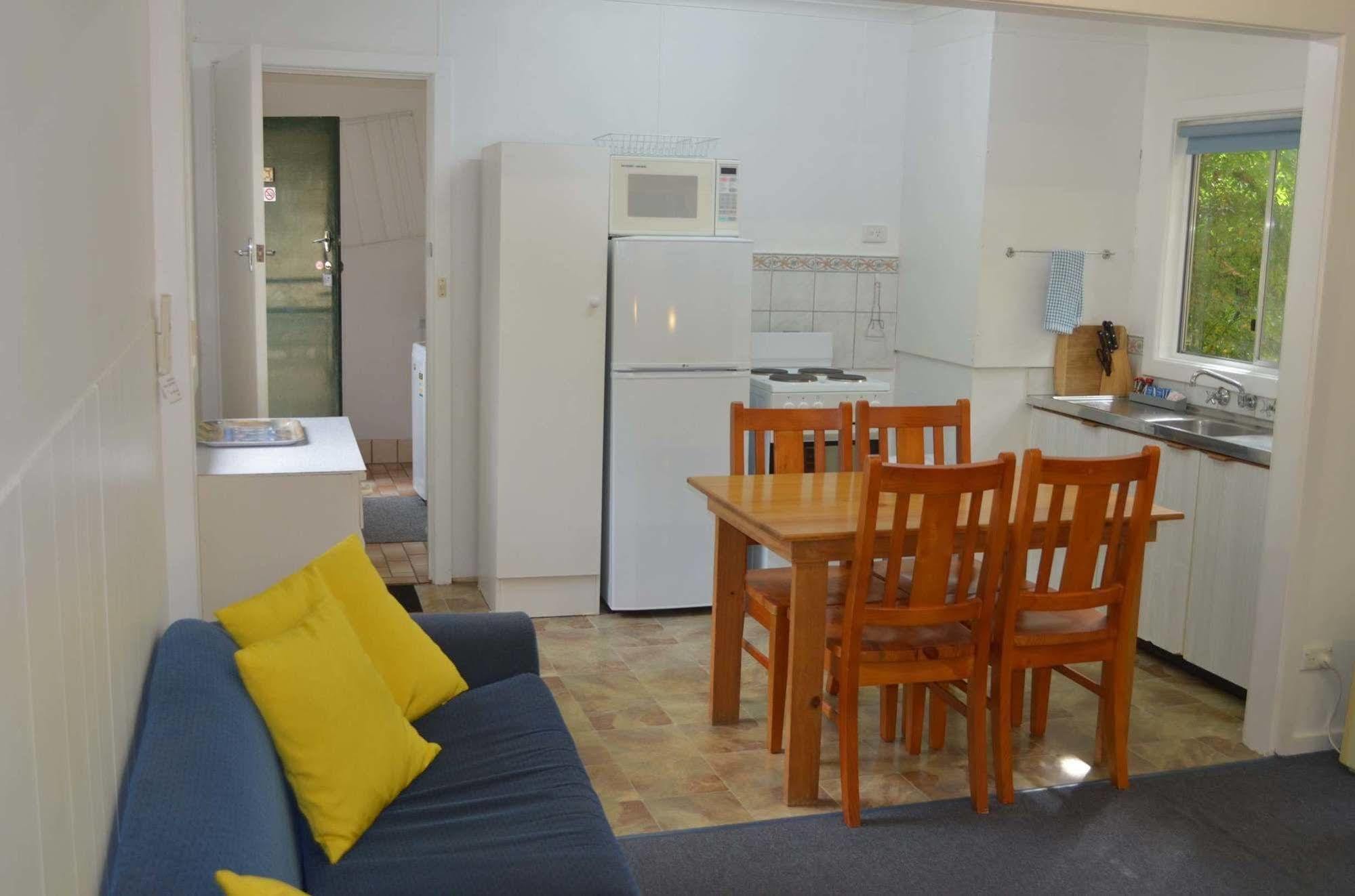 بوريبونكاه Alpine Riverside Cottages المظهر الخارجي الصورة